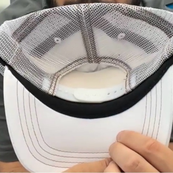 NWOT VON DUTCH White Mesh Trucker Snapback Cap - Adjustable Hat Unisex Adult (A1 - Picture 2 of 2